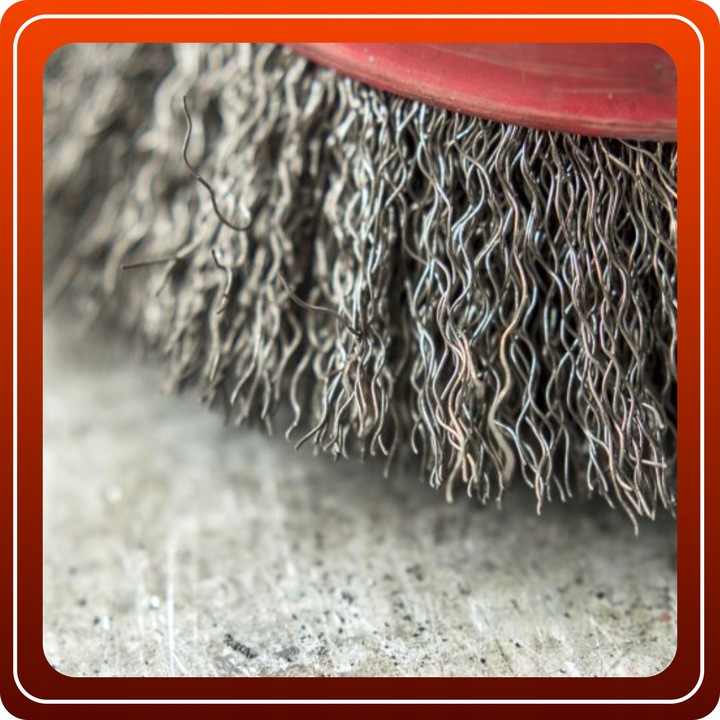 SZCZOTKA DRUCIANA do szlifierki stołowej tarczowa 150mm otw 33mm z