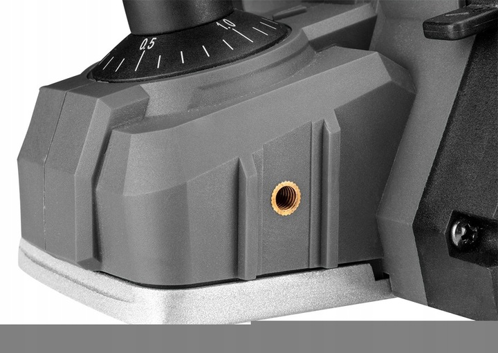 GRAPHIET STRUG AKUMULATOROWY 18V 82mm 58GE135