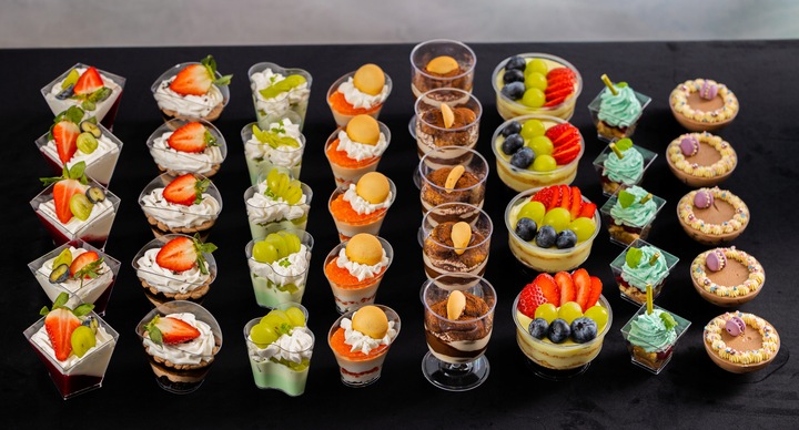 Pojemnik fingerfood pojemniki na desery przekąski fala 120 ml 24 szt.