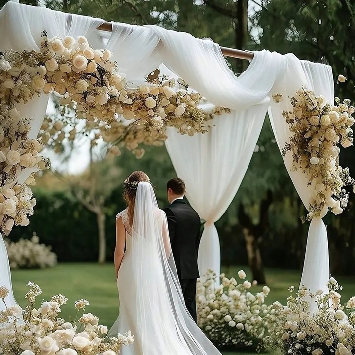 materiał biały 10m do dekoracyji ślubu, wesela. Dekoracja na roczek chrzest