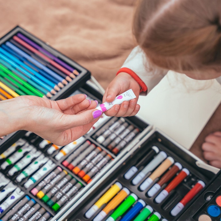 Zestaw Artystyczny, walizka z lamą, 145 elementów RAGI - RÓŻOWY