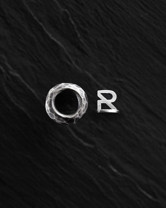 Srebrny mono - kolczyk VOLCANO