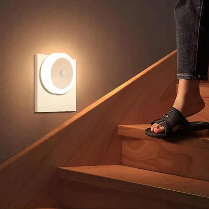 Lampka nocna do kontaktu z czujnikiem ruchu zmierzchu LAMPA DO