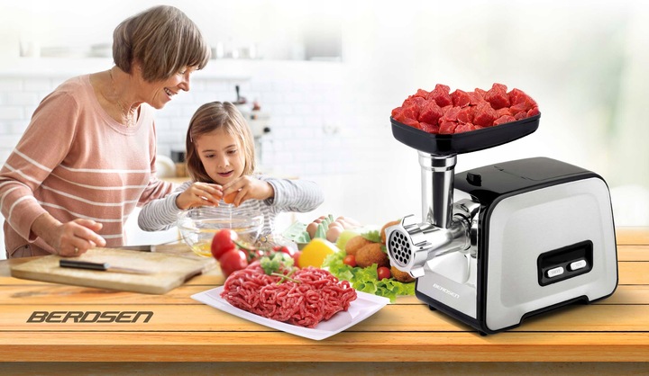 Maszynka do mielenia mięsa Berdsen 1200W Komplet nasadek i sitek