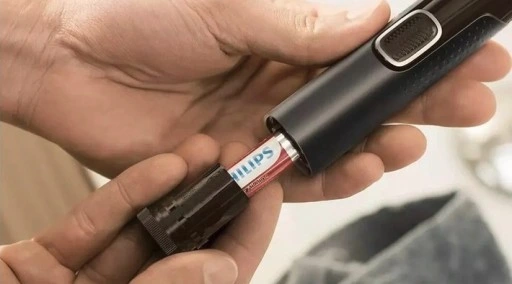 TRYMER DO NOSA BRWI USZU PHILIPS GOLARKA + ETUI