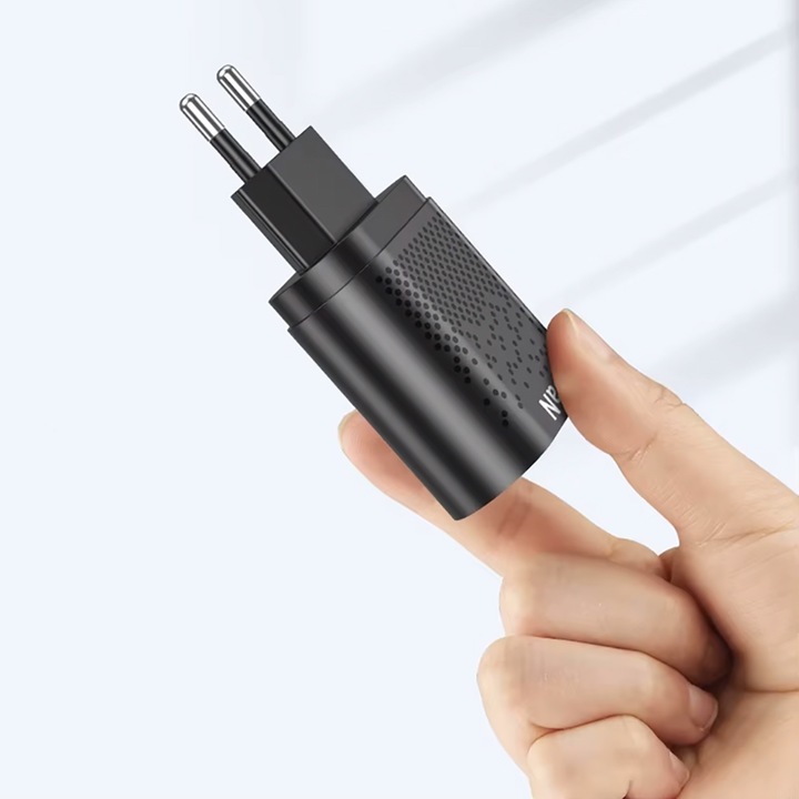 SZYBKA ŁADOWARKA SIECIOWA GaN 65W DO TELEFONU USB-C PD QC MOCNY ZASILACZ