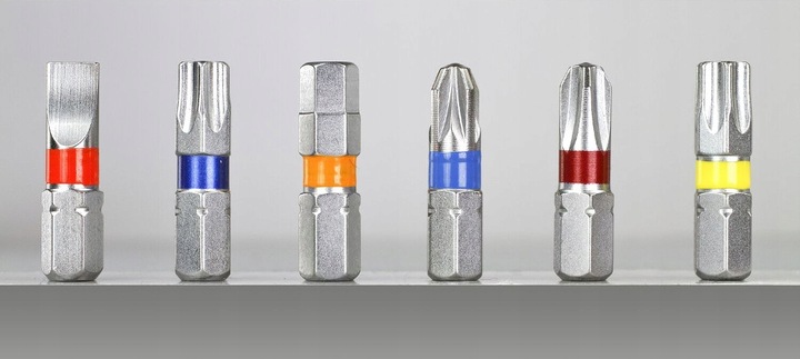 DEWALT Zestaw bitów końcówek wkrętarskich 32 szt. 1/4 uchwyt HEX