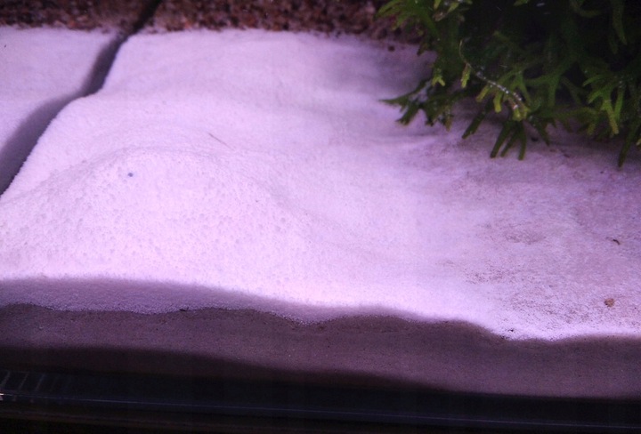 Biały, śnieżnobiały piasek do akwarium PREMIUM