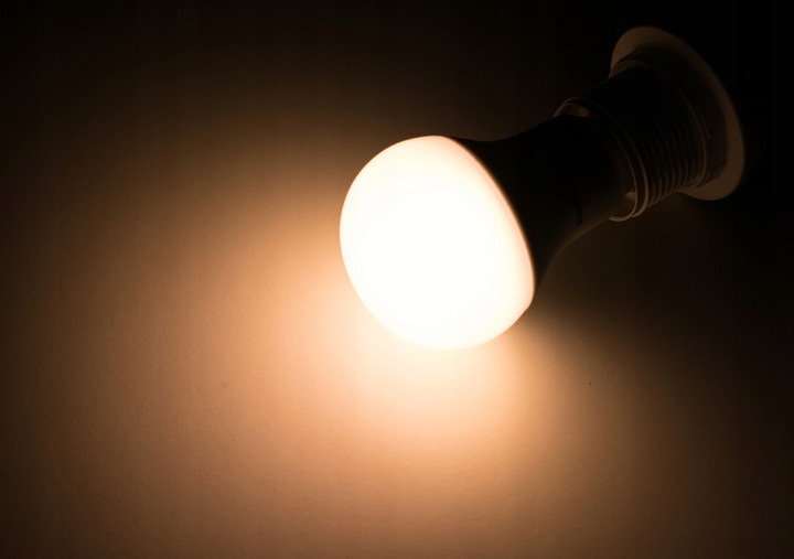 2x Żarówka LED E27 A60 13W = 100W 1521lm PHILIPS