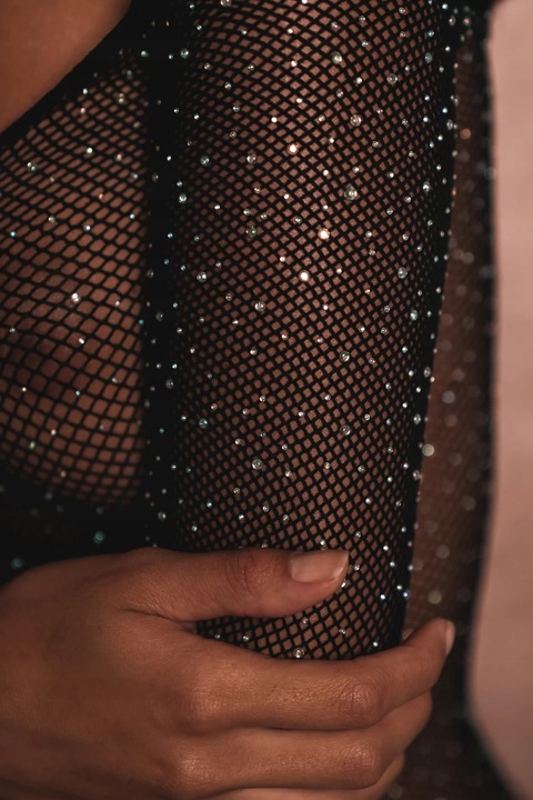 Bodystocking z Diamencikami i Dziurką w Kroku