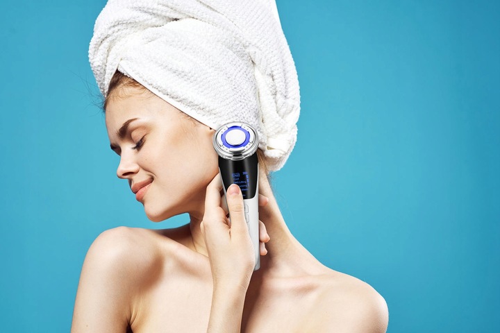 Masażer do twarzy RF EMS Ultradźwięki Foton Krioterapia Mezoterapia