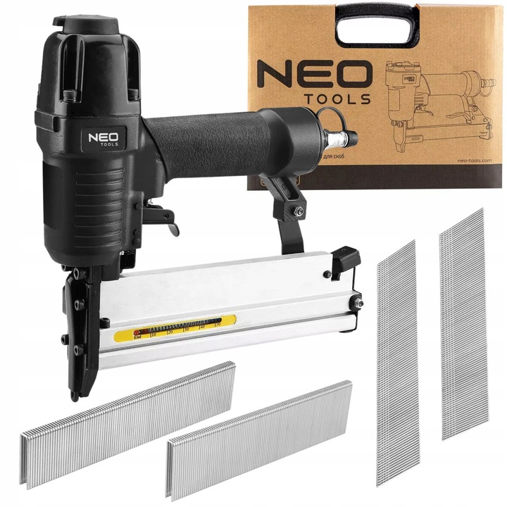 TAKER PNEUMATYCZNY Zszywacz Gwoździarka WALIZKA + 8k Gwoździ + 8k