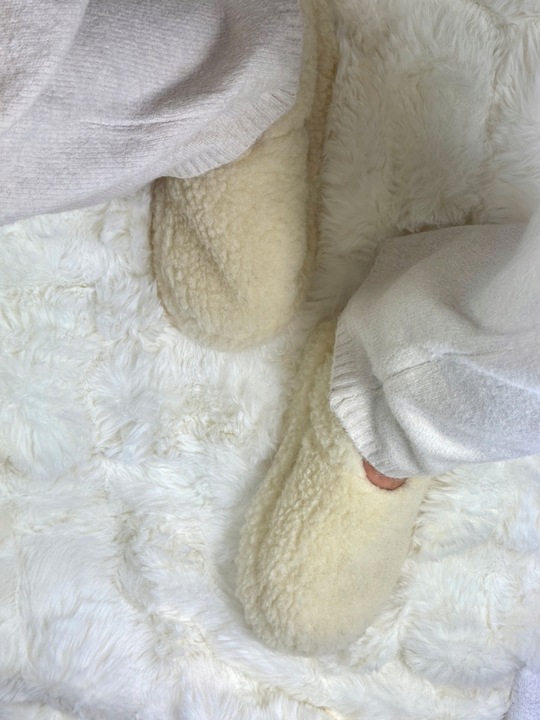 Ciepłe Kapcie Wełniane Damskie Bambosze z Wełny Merino 100% Polskie