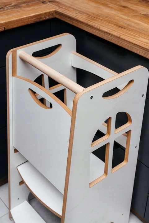 Kitchen Helper - Tower Step Montessori - Pomocnik Kuchenny bezpieczny