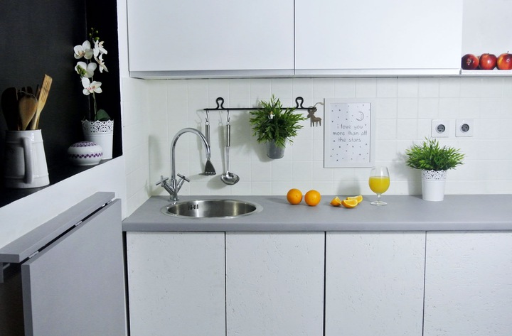 Farba RENOWACJA PŁYTEK ceramicznych kolory RAL