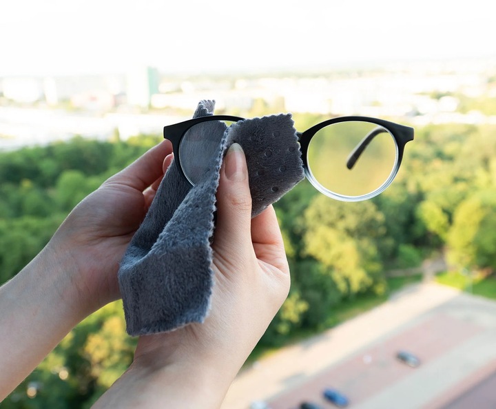 ŚCIERECZKA DO CZYSZCZENIA OKULARÓW OBIEKTYWÓW JAPOŃSKA MIKROFIBRA SOFT99