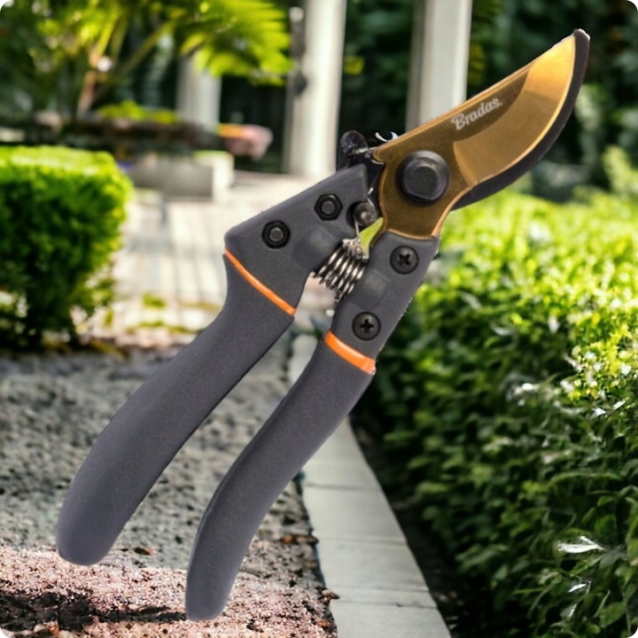 SEKATOR OGRODOWY DO GAŁĘZI KWIATÓW KRZEWÓW BRADAS OSTRZE MIJAJĄCE STAL