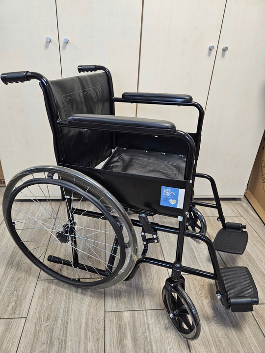 Wózek inwalidzki stalowy KJT811E 15,5 kg Cena bez refundacji