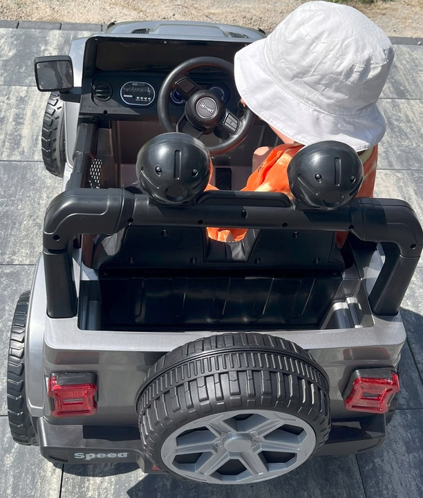 Pojazd auto elektryczne dla dziecka speed SUPERCAR FT-938 4X4 12V 7Ah