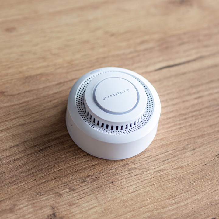 CZUJNIK DYMU DETEKTOR OGNIA WIFI ALARM BEZPRZEWODOWY CZUJKA TUYA