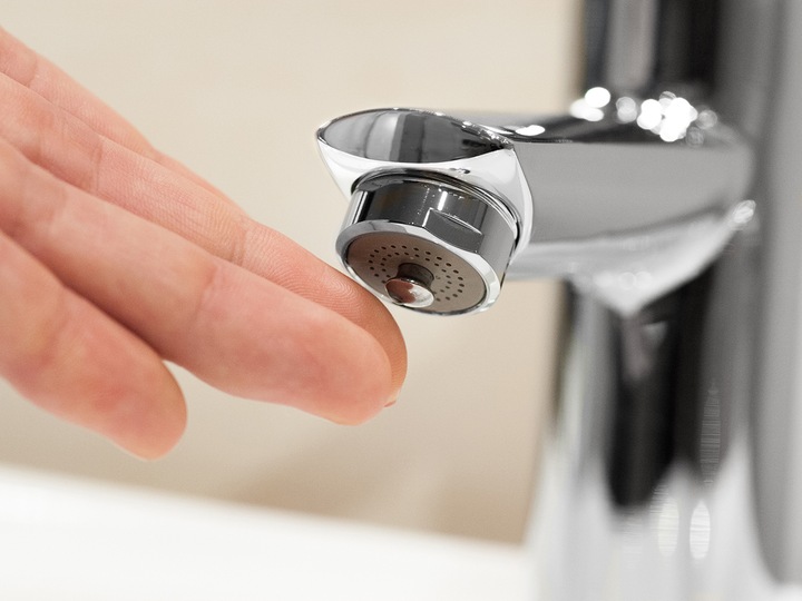 PERLATOR HIHIPPO M24 przycisk START/STOP oszczędza -84% WODY końcówka kranu