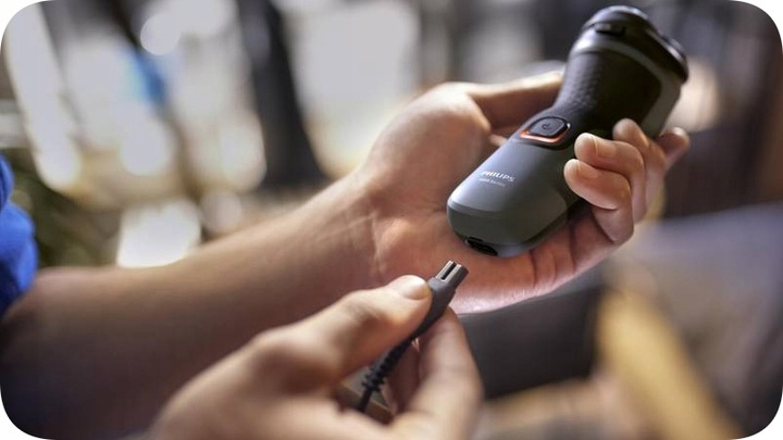 BEZPRZEWODOWA GOLARKA MĘSKA PHILIPS DO GOLENIA ZAROSTU MASZYNKA DO