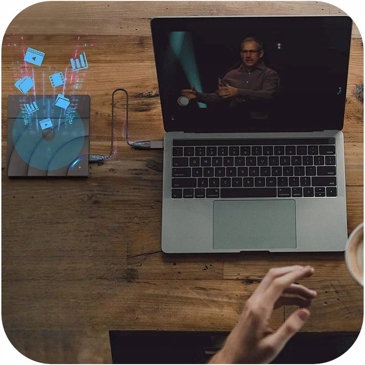 NAPĘD ZEWNĘTRZNY CD-R DVD RV USB Do Laptopa Odtwarzacz Przenośny NAGRYWARKA