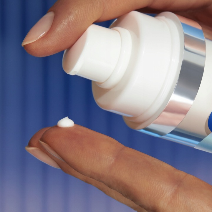 NIVEA CELLULAR EPIGENETICS Odmładzające Serum do twarzy 30ml