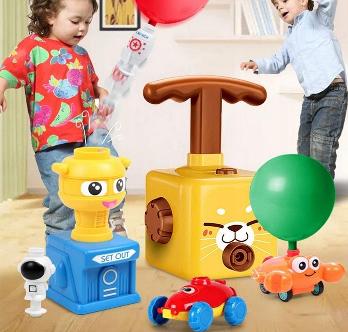 Aerodynamiczny samochód wyrzutnia balonów samochody KRAB 12 X BALON