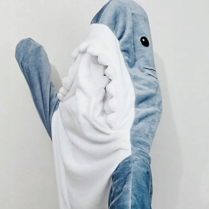 Koc rekin śpiwór przebranie shark prezent miły ciepły rozmiary kostium xl