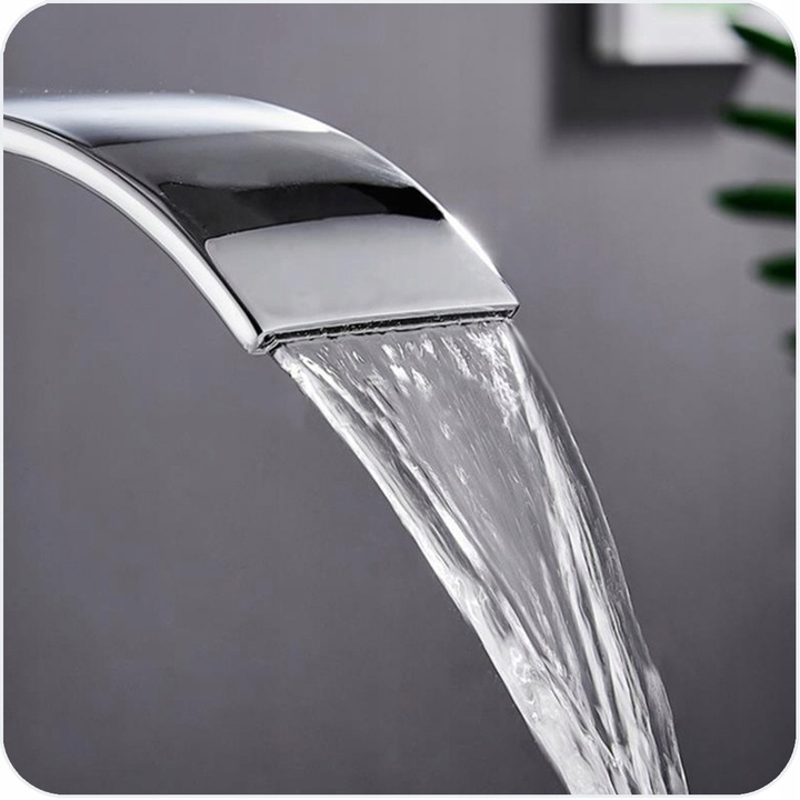 WYSOKA BATERIA UMYWALKOWA STOJĄCA NABLATOWA WODOSPAD ŁAZIENKOWA KRAN CHROM