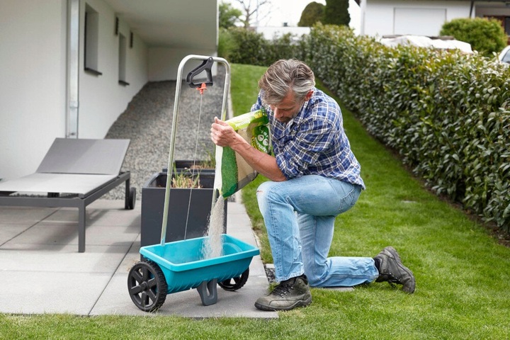 Ręczny Siewnik ogrodowy GARDENA 0432-20 12.5L