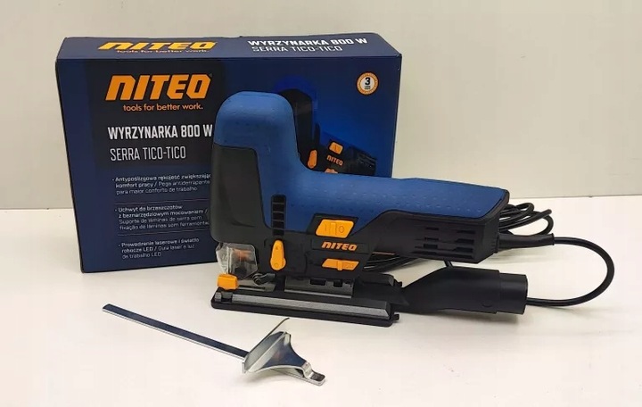 Wyrzynarka wahadłowa 800 W z laserem i oświetleniem LED + brzeszczoty