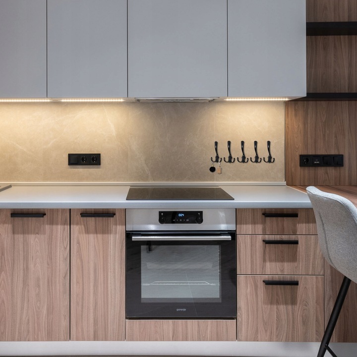 5 x Wieszak Meblowy na Ubrania Ścienny 15 Haczyków