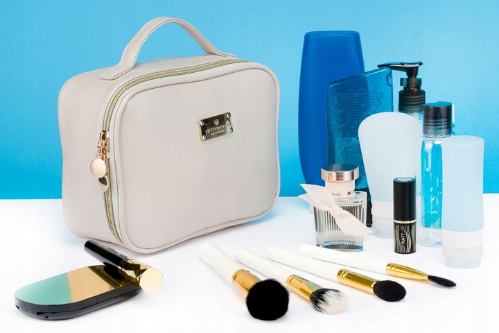 Kosmetyczka kuferek PETERSON damska idealna na podróż z uchwytem