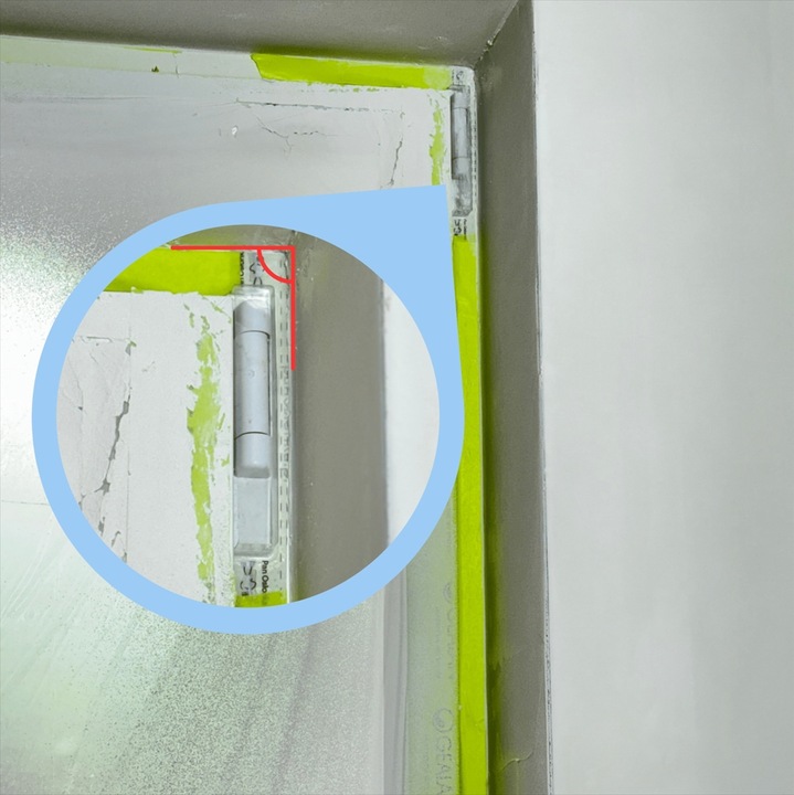 Pan Osłonka samoprzylepna osłonka do zawiasów okiennych PCV - 18 szt.