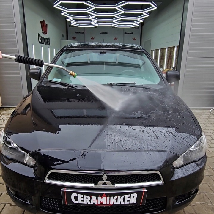 Samochodowy Wosk na Mokro w Płynie do Lakieru Auta PŁYNNE SZKŁO Ceramikker