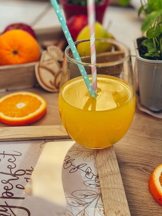 SOK POMARAŃCZOWY Z POMARAŃCZY POMARAŃCZA TŁOCZONY 100% NFC ŚWIEŻY 5L