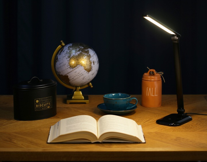 LAMPKA BIURKOWA BIURKO LED NOCNA SZKOLNA DOTYKOWA