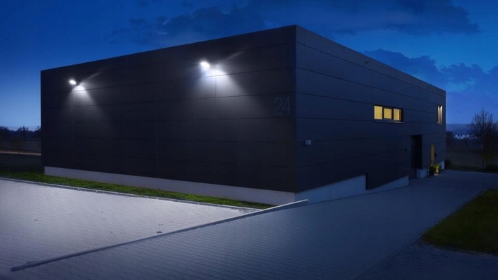 Naświetlacz LED Halogen Lampa Slim LED 50W 5500lm IP65 PREMIUM