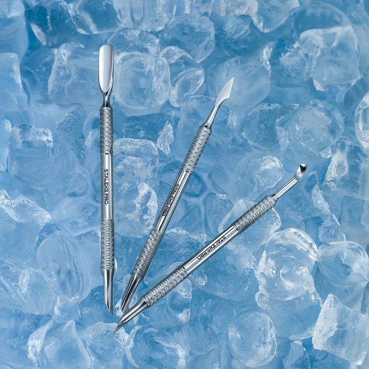 Staleks kopytko do paznokci Expert PE-51/2 z oczkiem