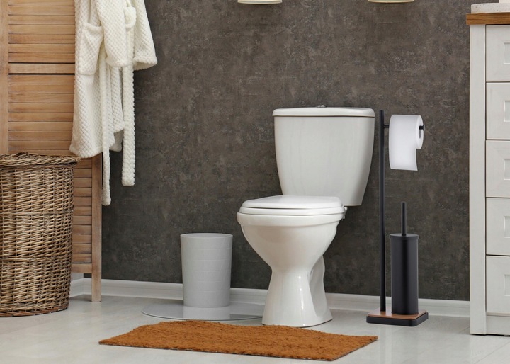 Stojak uchwyt na papier toaletowy i szczotka do WC toalety czarna bambus