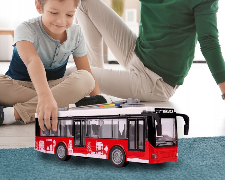 AUTOBUS MIEJSKI INTERAKTYWNY Z NAPĘDEM 1:16 OTWIERANE DRZWI DLA DZIECI