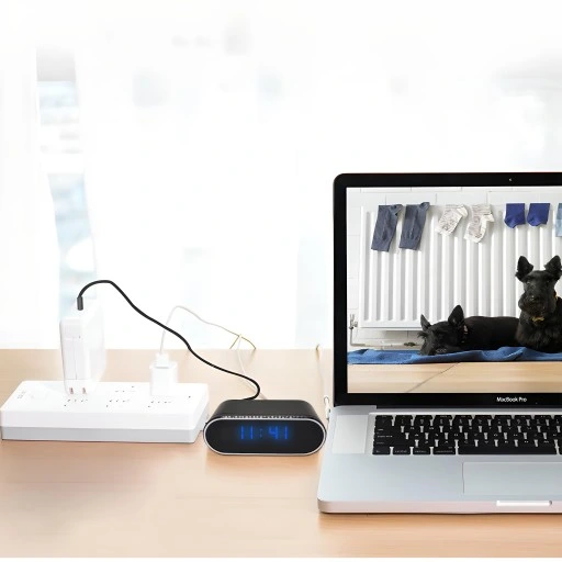 ZEGAR Z UKRYTA MINI KAMERA SZPIEGOWSKA WiFi BUDZIK