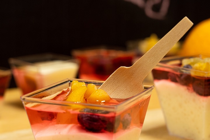 Pucharki Kwadratowe do Deserów 120ml 50szt na Przekąski Desery Pojemniki