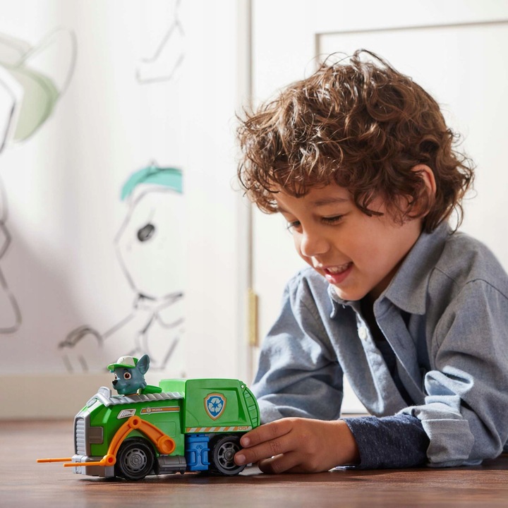 PSI PATROL FIGURKA ROCKY + POJAZD ŚMIECIARKA