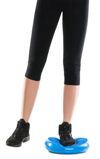 QMed Poduszka sensoryczna Jeżyk dysk beret +Pompka