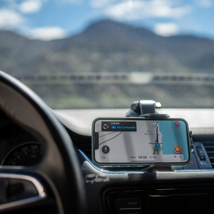 UCHWYT DO SAMOCHODU NA TELEFON DESKĘ KOKPIT SAMOCHODOWY HOLDER MOCNY