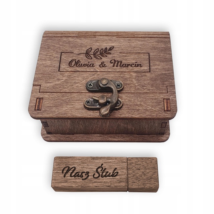 Pendrive 32GB 3,0 + Drewniane pudełko + GRAWER