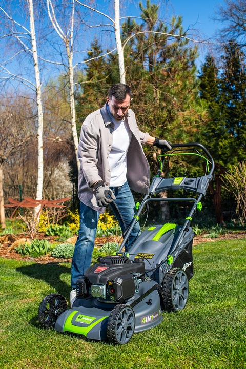 KOSIARKA SPALINOWA DO TRAWY Z NAPĘDEM ROZRUSZNIK MOCNA SILNIK LONCIN +